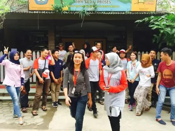 Puluhan Pegiat Literasi dari Jakarta Kunjungi TBM Kedai Proses Rangkasbitung
