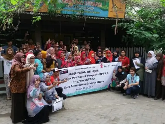 Puluhan Pegiat Literasi dari Jakarta Kunjungi TBM Kedai Proses Rangkasbitung