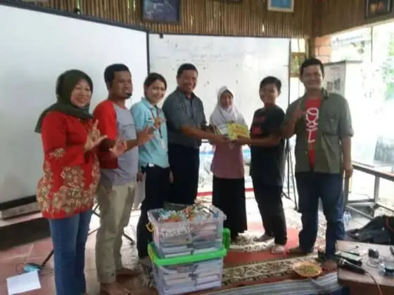 Puluhan Pegiat Literasi dari Jakarta Kunjungi TBM Kedai Proses Rangkasbitung