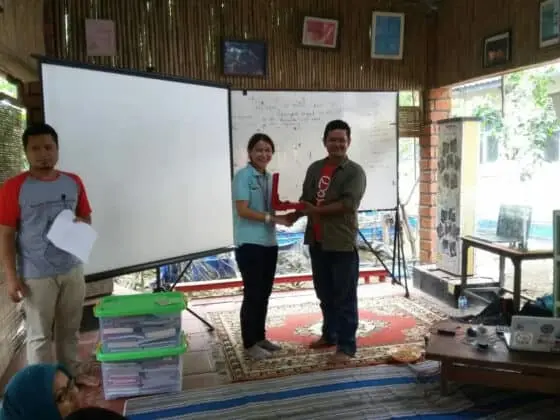 Puluhan Pegiat Literasi dari Jakarta Kunjungi TBM Kedai Proses Rangkasbitung