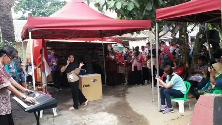 Puluhan Pegiat Literasi dari Jakarta Kunjungi TBM Kedai Proses Rangkasbitung