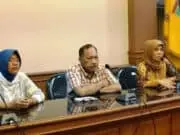 Keluarga Iman Aryadi: Walikota Cilegon Tidak Terjaring OTT KPK Keluarga Iman Aryadi Walikota Cilegon Tidak Terjaring OTT KPK