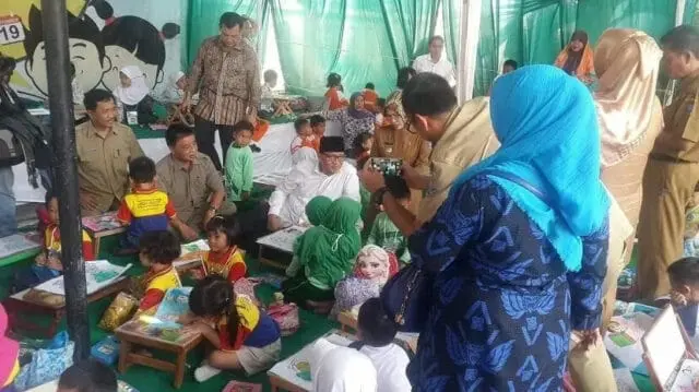 Gubernur Banten Minta Warga Sejak Dini Harus Bisa Membaca Gubernur Banten Minta Warga Sejak Dini Harus Bisa Membaca