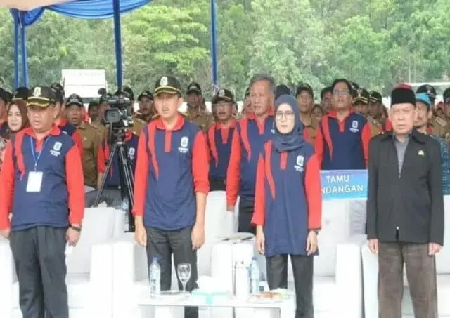Iti Octavia Ajak Masyarakat Lebak Lestarikan Budaya Gotong Royong Iti Octavia Ajak Masyarakat Lebak Lestarikan Budaya Gotong Royong