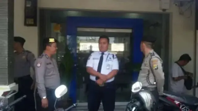 Antisipasi Tindak Kejahatan Nasabah Bank Pengamanan Jadi Prioritas Polsek Neglasari Antisipasi Tindak Kejahatan Nasabah Bank Pengamanan Jadi Prioritas Polsek Neglasari