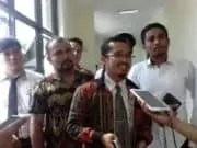 Perkosa Anak Tiri Divonis 14 Tahun Penjara Perkosa Anak Tiri Divonis 14 Tahun Penjara