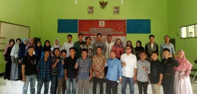 LMND Pandeglang Bersama PRD Mendeklarasi Posko Daerah Menangkan Pancasila LMND Pandeglang Bersama PRD Mendeklarasi Posko Daerah Menangkan Pancasila