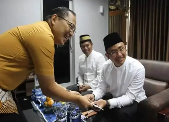 Pemprov Banten Jalin Kerja Sama dengan BPJS Layanan Kesehatan Gratis Pemprov Banten Jalin Kerja Sama dengan BPJS Layanan Kesehatan Gratis