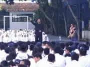 Budi Sabarudin Keliling Sekolah untuk Mendongeng