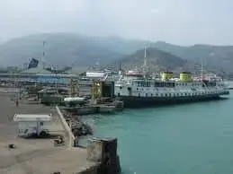 Perayaan HUT TNI ke 72, Empat Dermaga di Merak Ditutup Sementara Perayaan HUT TNI ke 72, Empat Dermaga di Merak Ditutup Sementara