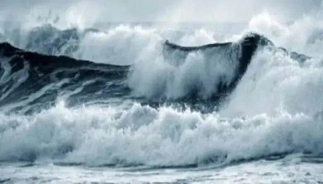 Gelombang Ombak Tinggi dan Angin Kencang, BPBD Lebak Imbau Wisatawan Tidak Berenang di Pantai Selatan Gelombang Ombak Tinggi dan Angin Kencang, BPBD Lebak Imbau Wisatawan Tidak Berenang di Pantai Selatan