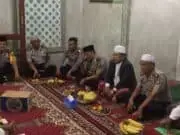 Polsek Ciledug Gelar Bakti Sosial dan Santunan Anak Yatim Piatu Polsek Ciledug Gelar Bakti Sosial dan Santunan Anak Yatim Piatu