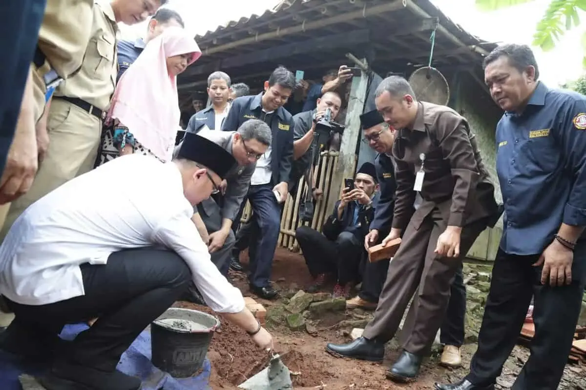 Wagub Banten Ajak Generasi Muda Bangun Banten dengan Berwirausaha Wagub Banten Ajak Generasi Muda Bangun Banten dengan Berwirausaha