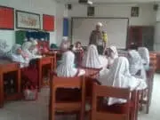 Perintah Kapolsek Ciledug, Bhabinkamtibmas Sambangi Sekolah Perintah Kapolsek Ciledug, Bhabinkamtibmas Sambangi Sekolah