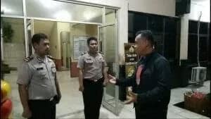 Tengah Malam, Kapolres Metro Tangerang Kota Lakukan Sidak ke Polsek Karawaci Tengah Malam, Kapolres Metro Tangerang Kota Lakukan Sidak ke Polsek Karawaci