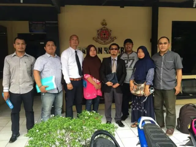 Dampingi Keluarga Korban Pembunuhan Panongan, LBH Situmeang Minta Polisi Lepas Police Line di TKP Dampingi Keluarga Korban Pembunuhan Panongan, LBH Situmeang Minta Polisi Lepas Police Line di TKP