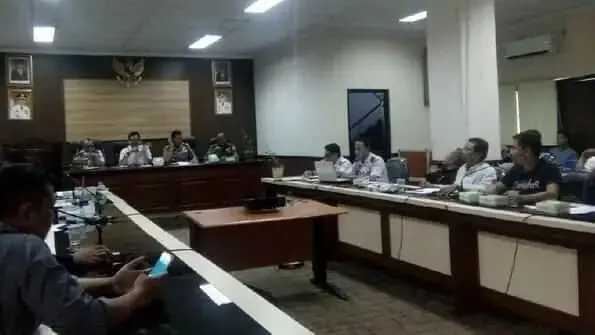 Setelah Berseteru di Kota Serang, Kini Ojek Online dan Pangkalan Buat Kesepakatan Setelah Berseteru di Kota Serang, Kini Ojek Online dan Pangkalan Buat Kesepakatan