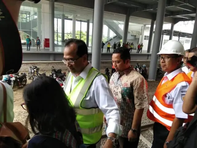 Arief R Wismansyah Minta Menteri Perhubungan Bangun Jembatan Stasiun Batu Ceper Arief R Wismansyah Minta Menteri Perhubungan Bangun Jembatan Stasiun Batu Ceper