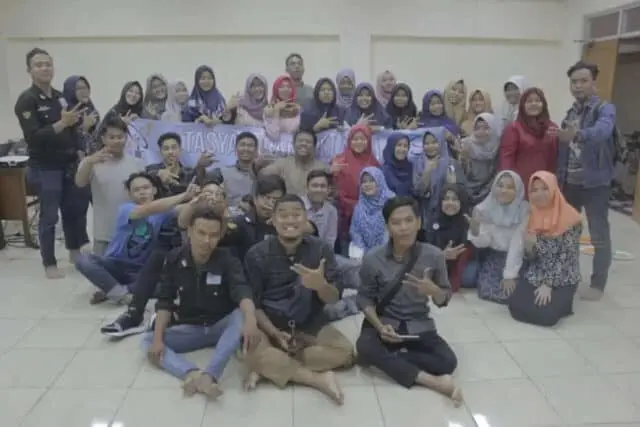 Momentum Hari Pahlawan, IMIKI UIN Banten Gelar Pemutaran Film dan Tasyakuran Momentum Hari Pahlawan, IMIKI UIN Banten Gelar Pemutaran Film dan Tasyakuran