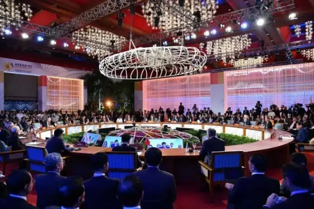 Presiden Jokowi Ajak Negara-Negara Asia Timur Jaga Budaya Dialog