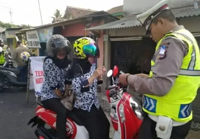 Gelar Operasi Zebra 2017, Polres Lebak Tilang 1.650 Kendaraan Gelar Operasi Zebra 2017, Polres Lebak Tilang 1.650 Kendaraan