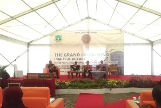 Dinas Perpustakaan dan Kearsipan Banten Terjemahkan Kitab Kuning Syekh Nawawi Al-Bantani Dinas Perpustakaan dan Kearsipan Banten Terjemahkan Kitab Kuning Syekh Nawawi Al-Bantani