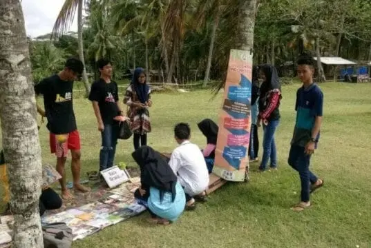 Relawan TBM Aksarosa Gelar Buku Isi Libur Akhir Pekan Relawan TBM Aksarosa Gelar Buku Isi Libur Akhir Pekan