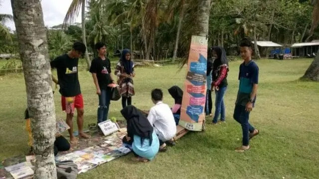 Relawan TBM Aksarosa Gelar Buku Isi Libur Akhir Pekan Relawan TBM Aksarosa Gelar Buku Isi Libur Akhir Pekan