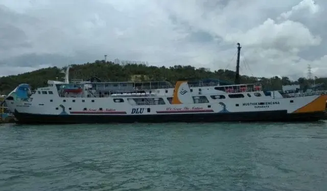 Akibat Siklon Tropis Dahlia, Penyeberangan Merak-Bakauheni Dihentikan Sementara Akibat Siklon Tropis Dahlia, Penyeberangan Merak-Bakauheni Dihentikan Sementara
