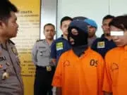 Polres Tangerang Selatan Ringkus Dua Pemuda Diduga Penculik Siswi MTs Muhammadiyah Ciputat Polres Tangerang Selatan Ringkus Dua Pemuda Diduga Penculik Siswi MTs Muhammadiyah Ciputat