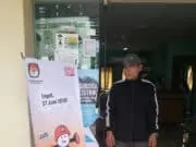 KPU Kota Tangerang Pasang Alat Peraga Sosialisasi di 1.157 Titik Lokasi KPU Kota Tangerang Pasang Alat Peraga Sosialisasi di 1.157 Titik Lokasi