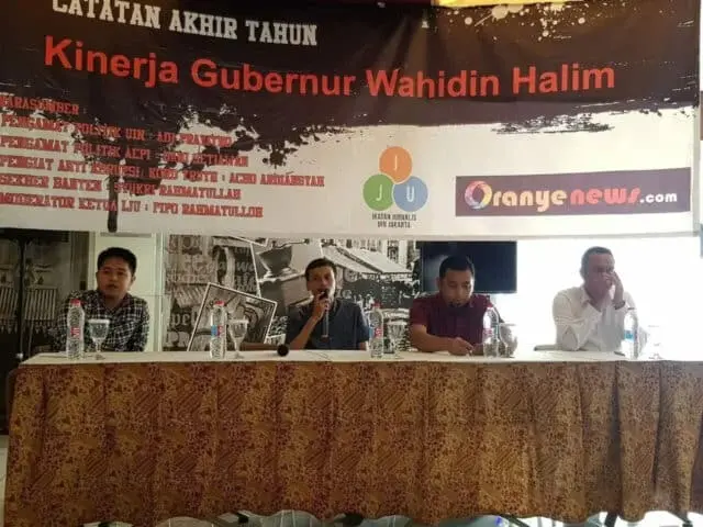 Diskusi Catatan Akhir Tahun, Pengamat: Gubernur Banten Tidak Bisa Didikte Diskusi Catatan Akhir Tahun, Pengamat: Gubernur Banten Tidak Bisa Didikte