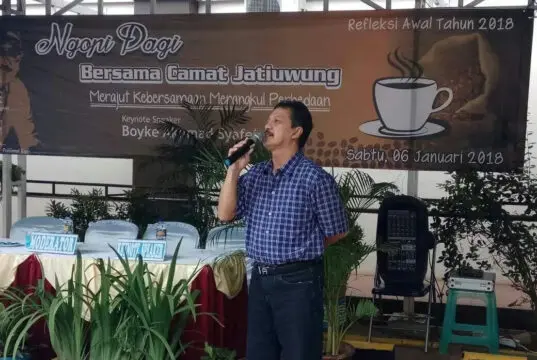 Perkuat Sinergitas, Camat Jatiuwung Ajak Ngopi Bareng Bersama Masyarakat