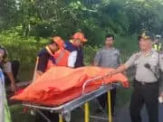 Mayat Ditemukan di Parit Jalan Tol, Kapolsek Ciledug Bergegas Meluncur ke TKP Mayat Ditemukan di Parit Jalan Tol, Kapolsek Ciledug Bergegas Meluncur ke TKP