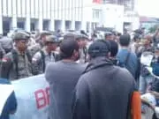 Geruduk Balai Kota, Massa Desak Airin Copot kepala Dinas Perhubungan Kota Tangerang Selatan Geruduk Balai Kota, Massa Desak Airin Copot kepala Dinas Perhubungan Kota Tangerang Selatan