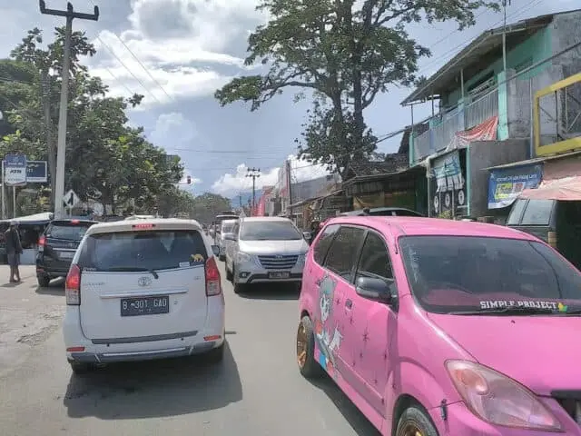 Tahun Baru 2018, Arus Lalu Lintas di Pandeglang dan Labuan Padat Merayap Tahun Baru 2018, Arus Lalu Lintas di Pandeglang dan Labuan Padat Merayap