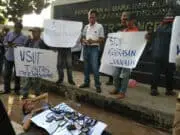 Dikeroyok saat Bertugas, Demonstran Tuntut Polisi Usut Kasus Kekerasan Terhadap Wartawan Dikeroyok saat Bertugas, Demonstran Tuntut Polisi Usut Kasus Kekerasan Terhadap Wartawan