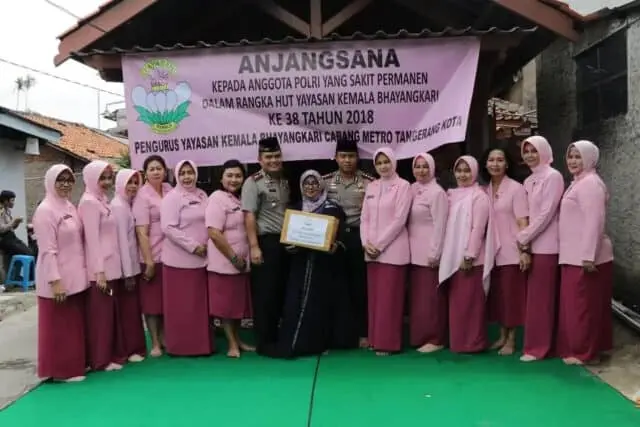 Polres Metro Tangerang Kota Gelar Jum’at Berkah dan Polisi Peduli Kesehatan