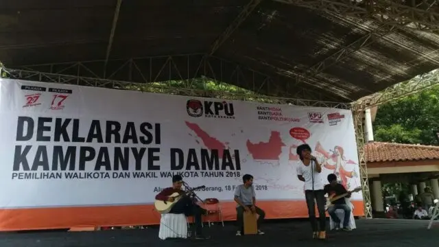Sandekala Band Sebut Politik Uang Perilaku Kotor dan IQ Rendah Sandekala Band Sebut Politik Uang Perilaku Kotor dan IQ Rendah