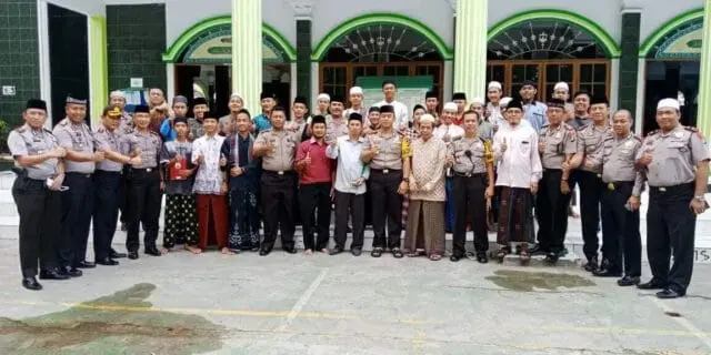 Maraknya Isu Ancaman Terhadap Ulama, Kapolres Metro Tangerang Kota Gelar Audensi Bersama Tokoh Agama Maraknya Isu Ancaman Terhadap Ulama, Kapolres Metro Tangerang Kota Gelar Audensi Bersama Tokoh Agama