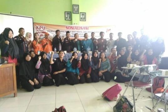 PPK Larangan Gelar Sosialisasi Pilwalkot Tangerang di Depan Pelajar PPK Larangan Gelar Sosialisasi Pilwalkot Tangerang di Depan Pelajar