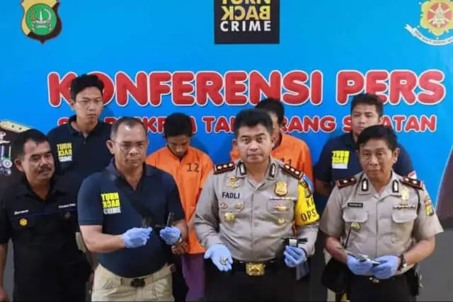 Dor! Suara Tembakan Warnai Penangkapan Pencuri Motor di Tangerang Selatan Dor! Suara Tembakan Warnai Penangkapan Pencuri Motor di Tangerang Selatan