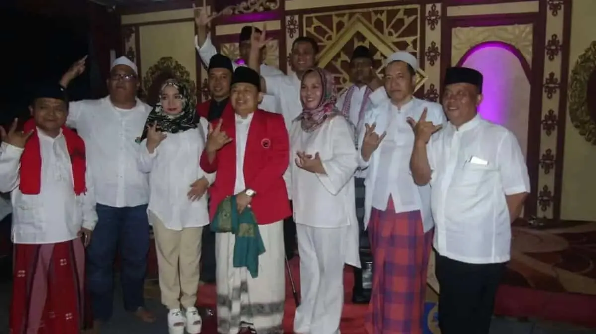 DPC PDI Perjuangan Resmikan Kantor Kantor Sekretariat Baru di Kabupaten Tangerang DPC PDI Perjuangan Resmikan Kantor Kantor Sekretariat Baru di Kabupaten Tangerang