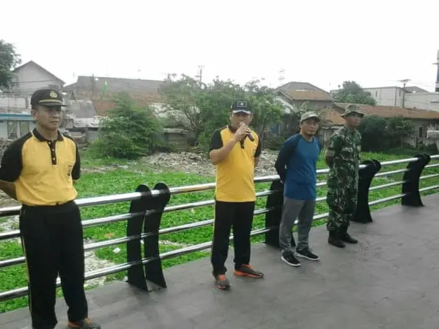 Memperingati Hari Air Sedunia, Tiga Pilar Batuceper Lakukan Kerja Bakti Membersihkan Situ Batusari Memperingati Hari Air Sedunia, Tiga Pilar Batuceper Lakukan Kerja Bakti Membersihkan Situ Batusari