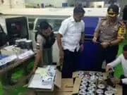 Ribuan Keping DVD Bajakan Diamankan Polrestro Tangerang Ribuan Keping DVD Bajakan Diamankan Polrestro Tangerang