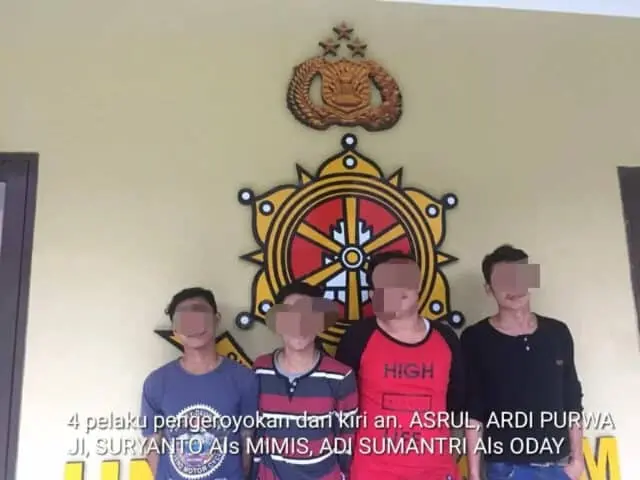 Polres Tangerang Selatan Gulung Komplotan Preman Kampung Yang Meresahkan Polres Tangerang Selatan Gulung Komplotan Preman Kampung Yang Meresahkan