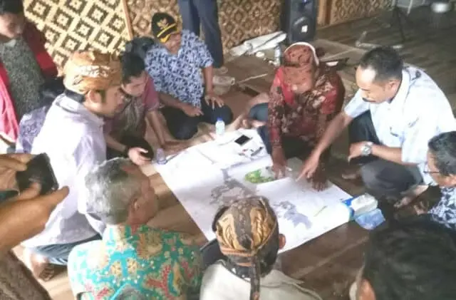 Pemetaan Partisipatif Jadi Rujukan Pembangunan Desa Warungbanten Pemetaan Partisipatif Jadi Rujukan Pembangunan Desa Warungbanten