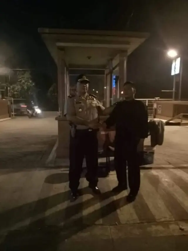Berikan Keamanan Warganya, Kapolsek Benda Patroli Malam Hari Berikan Keamanan Warganya, Kapolsek Benda Patroli Malam Hari