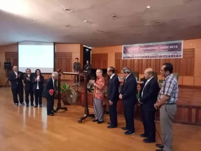 Diperlukan SDM yang Kompeten untuk Tingkatkan Daya Saing Konstruksi Indonesia Diperlukan SDM yang Kompeten untuk Tingkatkan Daya Saing Konstruksi Indonesia
