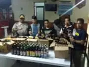 Polsek Benda Amankan Belasan Dus Minuman Keras dari Warung Jamu Polsek Benda Amankan Belasan Dus Minuman Keras dari Warung Jamu